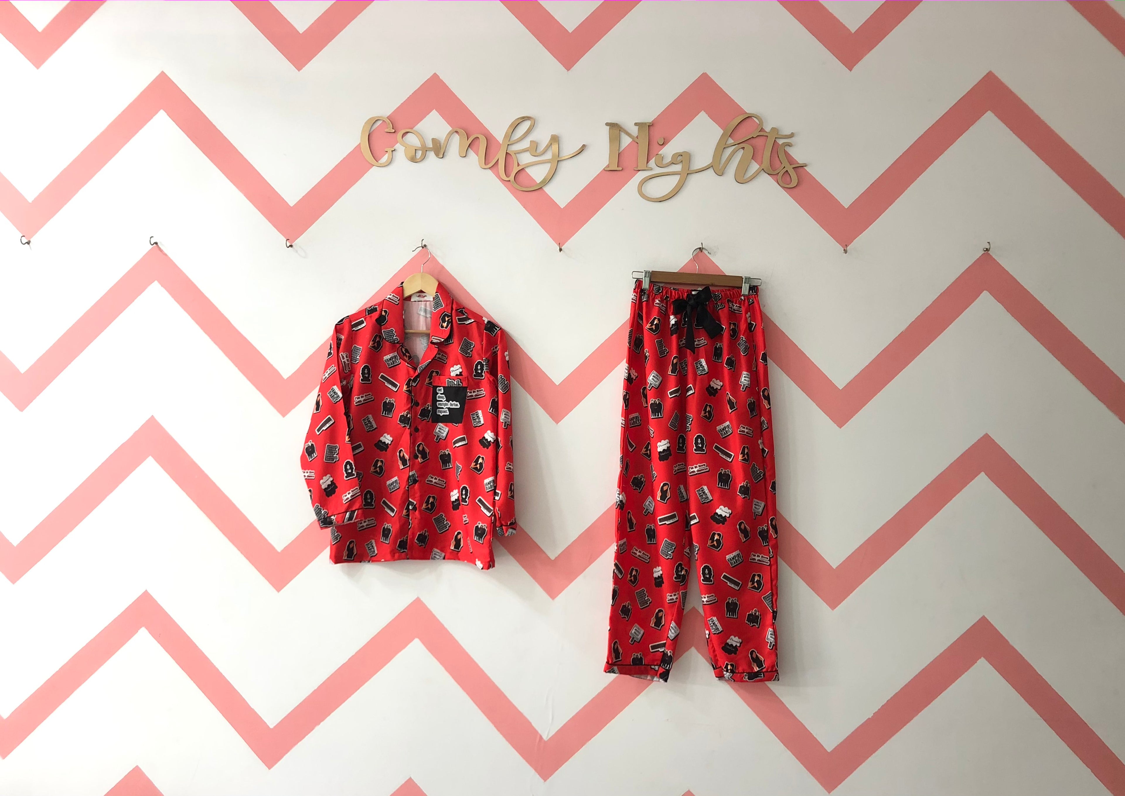 chilling honey-Comfy Nights