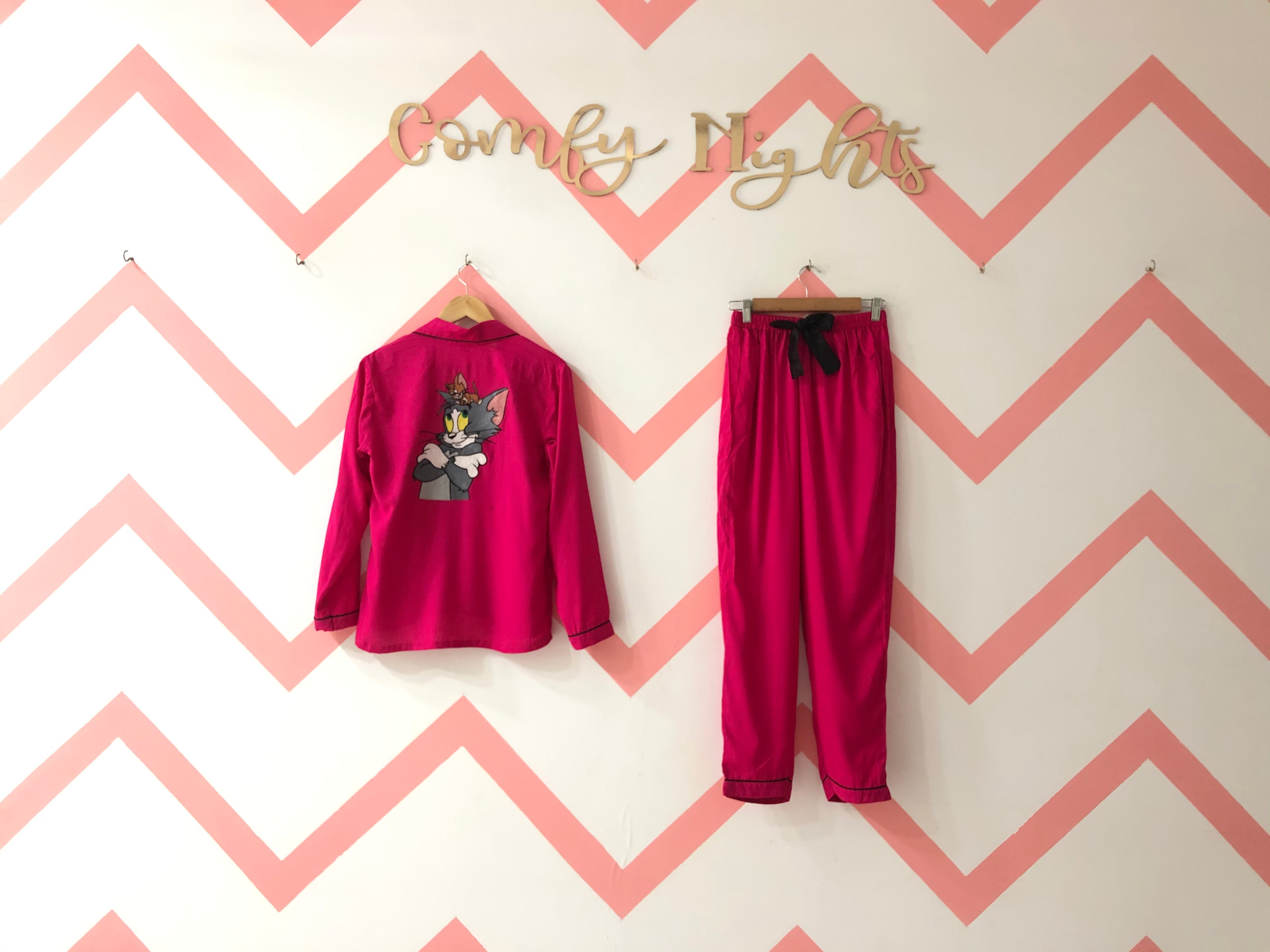 chilling honey-Comfy Nights
